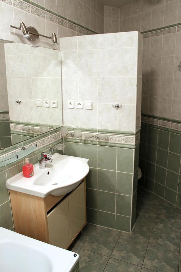 Apartman Triga Snina Exterior foto