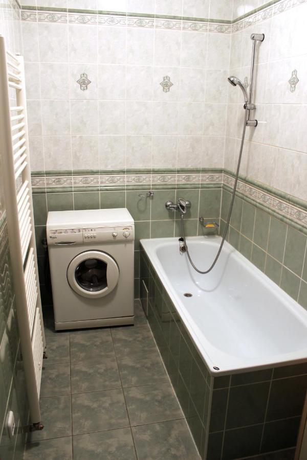 Apartman Triga Snina Exterior foto